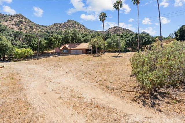 27772 Parker Rd, Castaic, CA 91384
