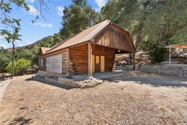 27772 Parker Rd, Castaic, CA 91384