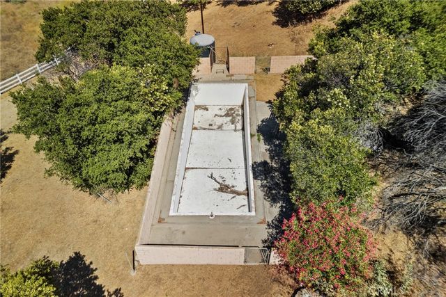 27772 Parker Rd, Castaic, CA 91384