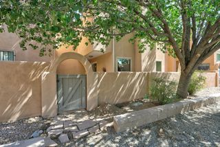 2445 Northwest Circle NW, Albuquerque, NM 87104