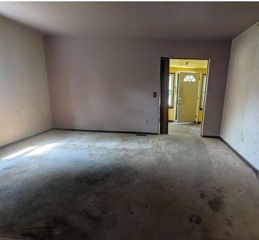 1450 Flamingo Street, Wixom, MI 48393