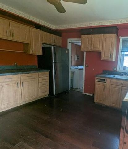 1450 Flamingo Street, Wixom, MI 48393