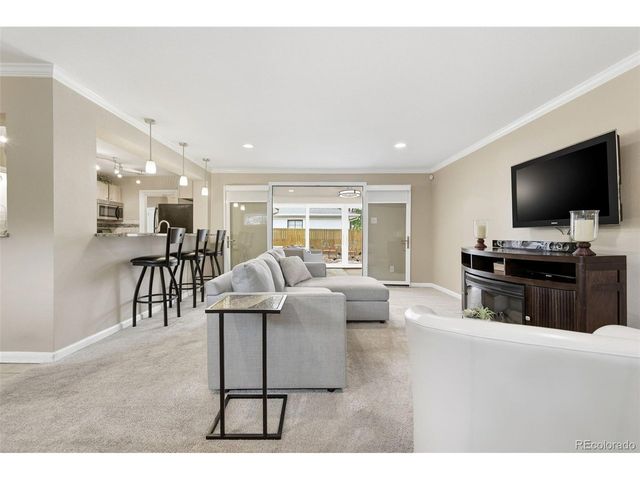 221 Oneida St, Denver, CO 80220