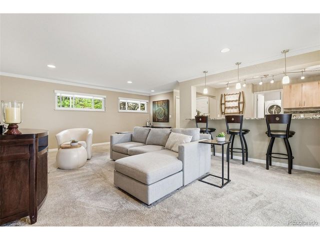 221 Oneida St, Denver, CO 80220