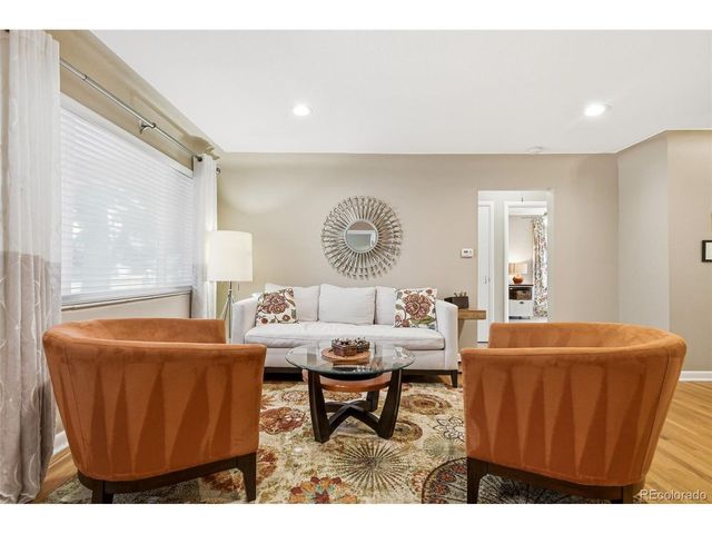 221 Oneida St, Denver, CO 80220