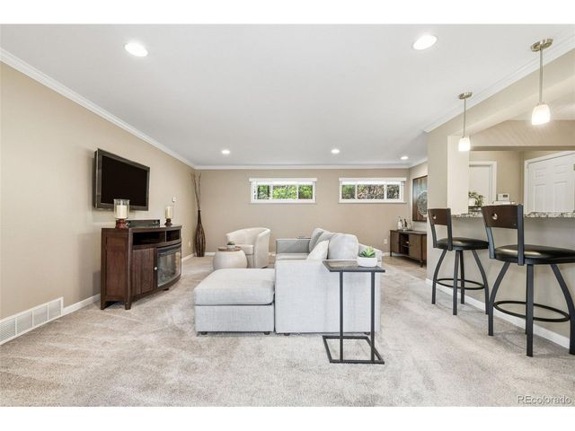 221 Oneida St, Denver, CO 80220