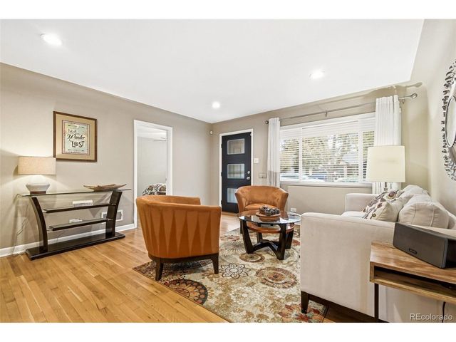 221 Oneida St, Denver, CO 80220