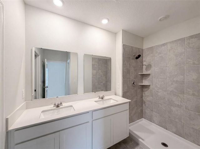 2307 BURNEY FALLS LANE, Davenport, FL 33837