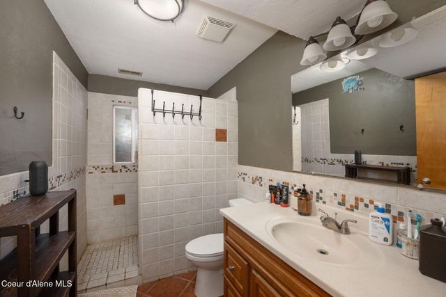 3945 N Trevino Dr, Coeur D'alene, ID 83815