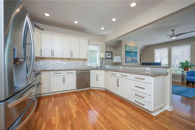 12436 LONG Street, Overland Park, KS 66213