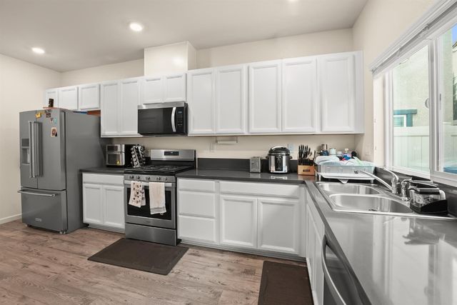 11789 Socrates Way, Rancho Cordova, CA 95742
