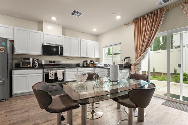 11789 Socrates Way, Rancho Cordova, CA 95742