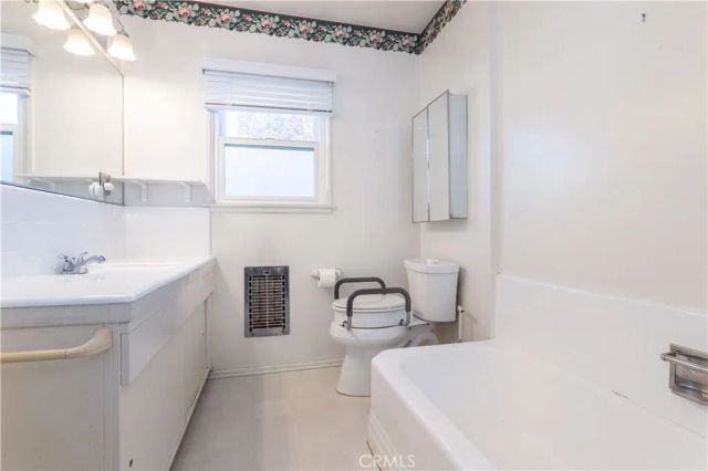 19218 Schoolcraft, Reseda, CA 91335