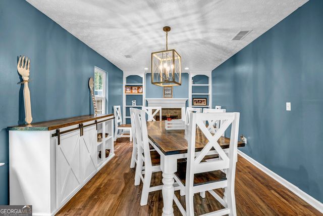 65 Chestnut Dr, Covington, GA 30016