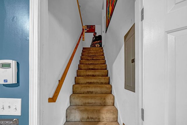 65 Chestnut Dr, Covington, GA 30016