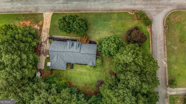 65 Chestnut Dr, Covington, GA 30016
