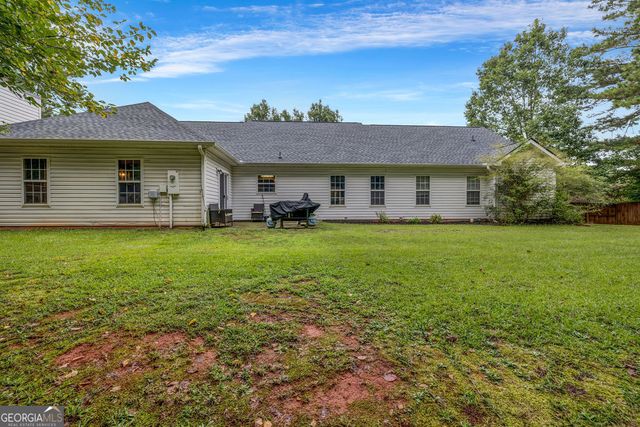 65 Chestnut Dr, Covington, GA 30016