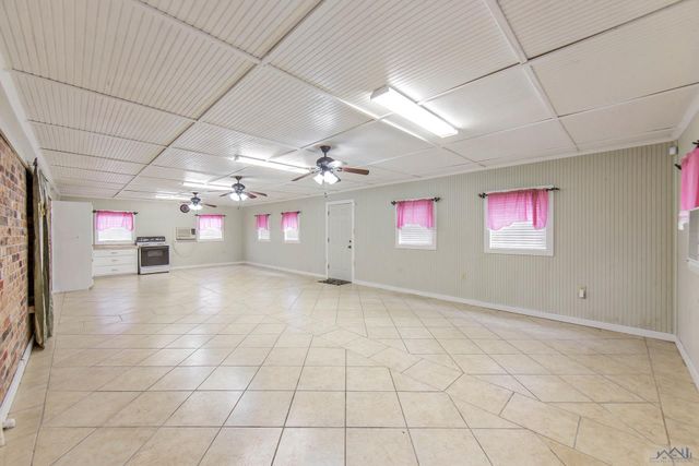 3004 Sycamore Dr, Houma, LA 70363