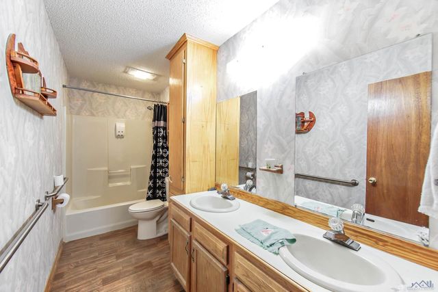 3004 Sycamore Dr, Houma, LA 70363