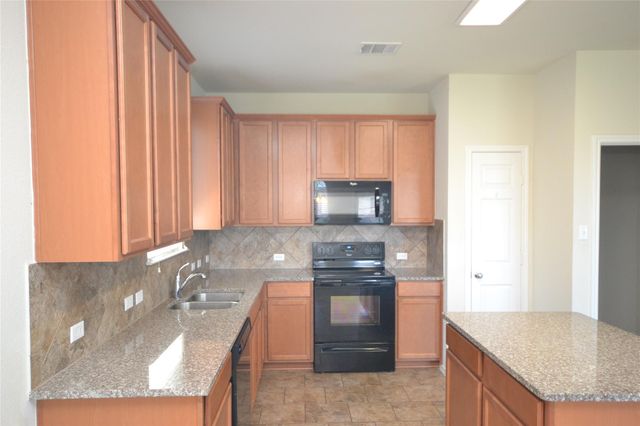 104 Sierra Mar LOOP, Leander, TX 78641