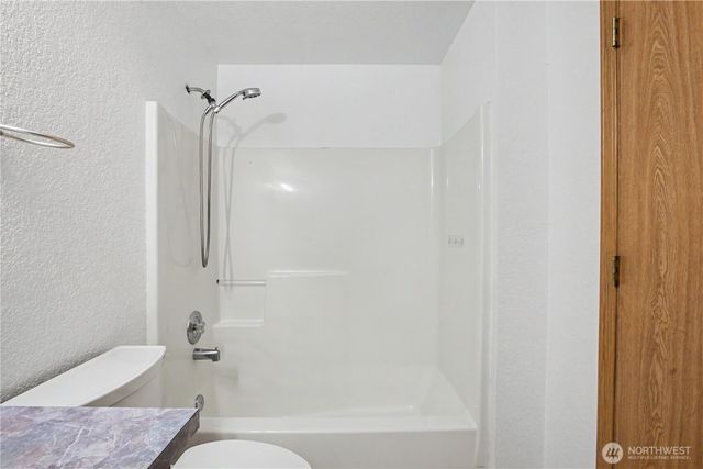 22530 Bluewater Drive SE, Yelm, WA 98597