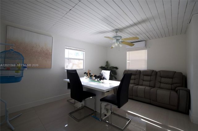 1120 E 6th Ct, Hialeah, FL 33010