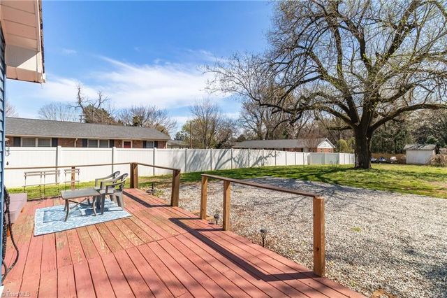 605 S Main Street, Kernersville, NC 27284