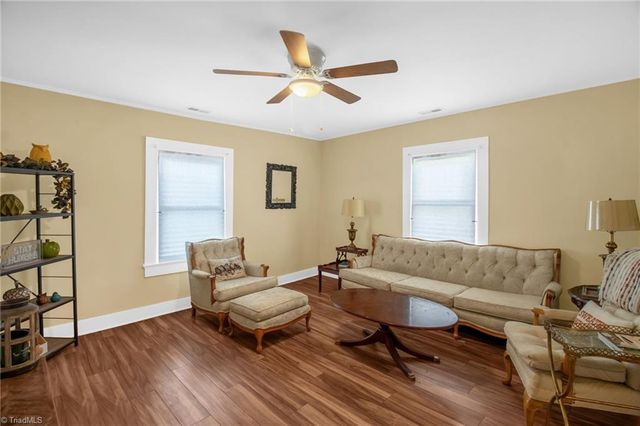 605 S Main Street, Kernersville, NC 27284