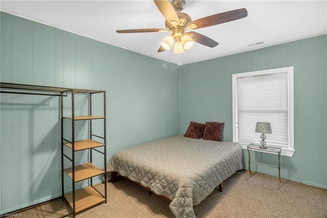 605 S Main Street, Kernersville, NC 27284