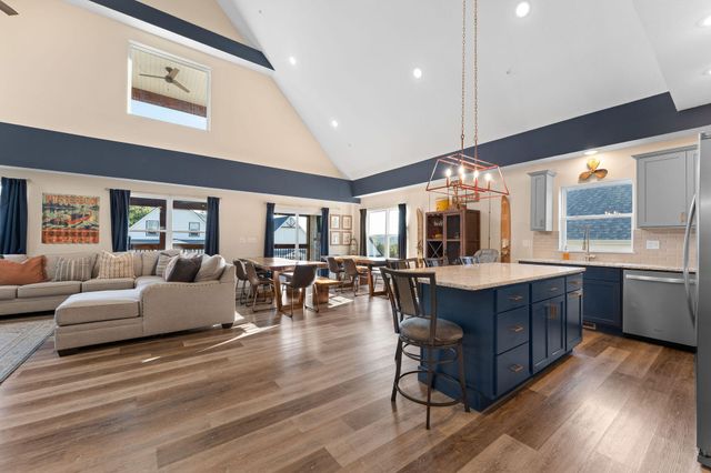 120 Watersound Way 11, Hollister, MO 65672