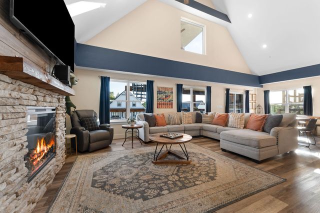 120 Watersound Way 11, Hollister, MO 65672