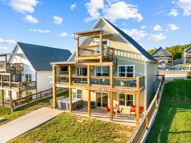 120 Watersound Way 11, Hollister, MO 65672