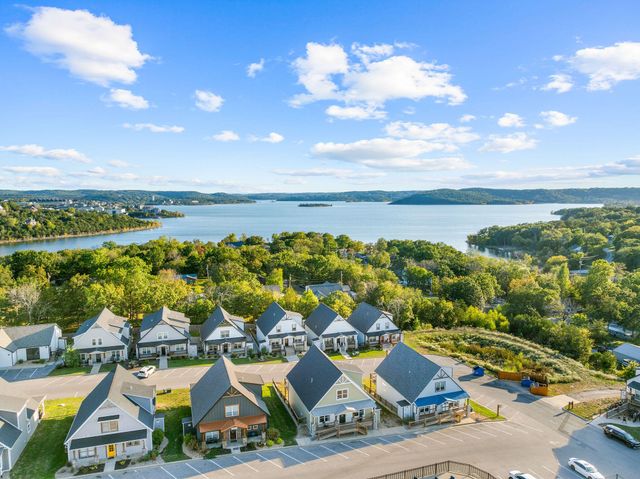 120 Watersound Way 11, Hollister, MO 65672