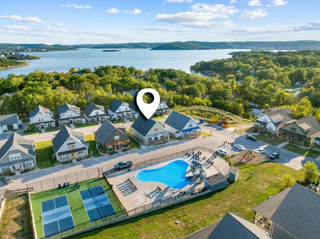 120 Watersound Way 11, Hollister, MO 65672