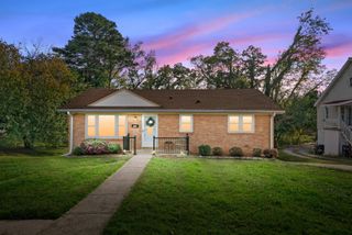 716 Woodmont Blvd, Clarksville, TN 37040