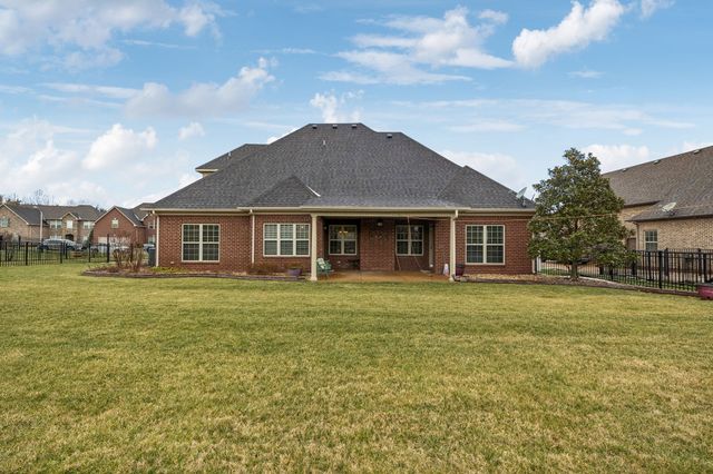 2624 Pebblecreek Ln, Murfreesboro, TN 37130