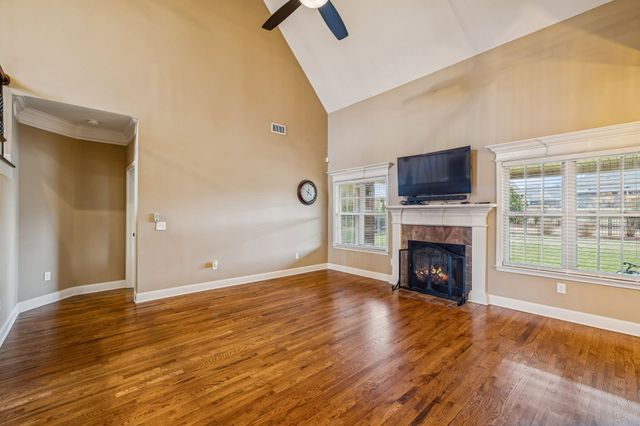 2624 Pebblecreek Ln, Murfreesboro, TN 37130