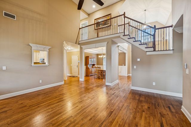 2624 Pebblecreek Ln, Murfreesboro, TN 37130