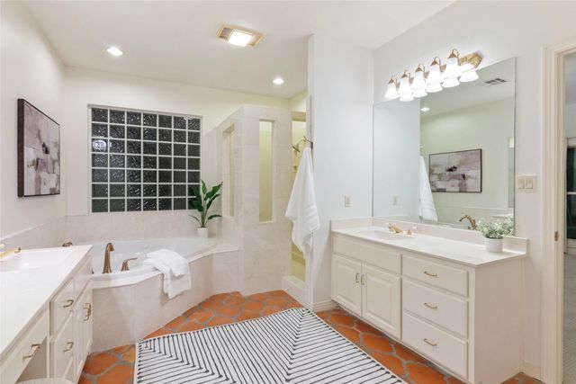 213 El Rio DR, Lakeway, TX 78734