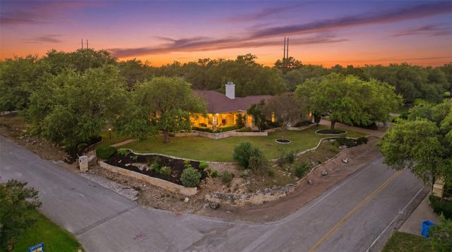 213 El Rio DR, Lakeway, TX 78734