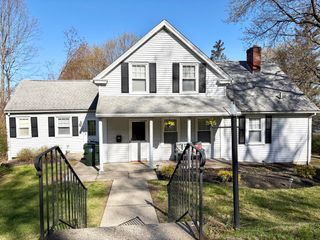 112 Hampton St, Auburn, MA 01501