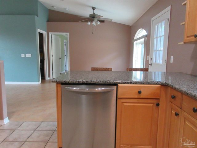 5717 Loring Dr, Milton, FL 32583