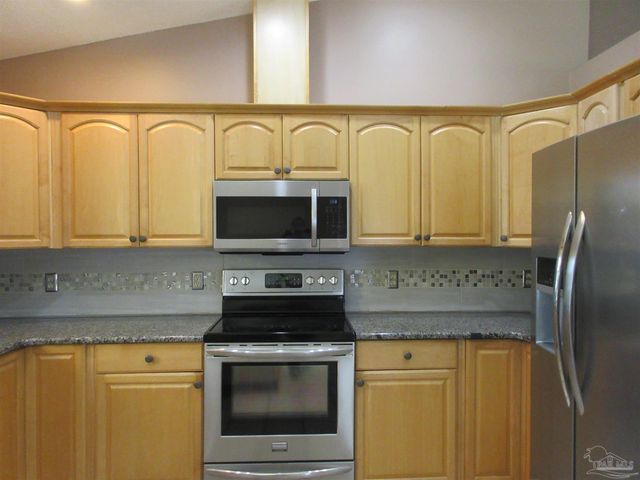 5717 Loring Dr, Milton, FL 32583