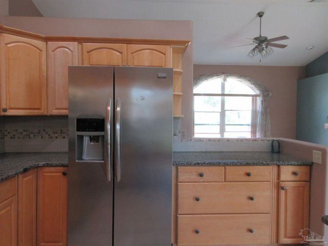 5717 Loring Dr, Milton, FL 32583