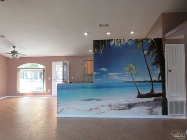 5717 Loring Dr, Milton, FL 32583