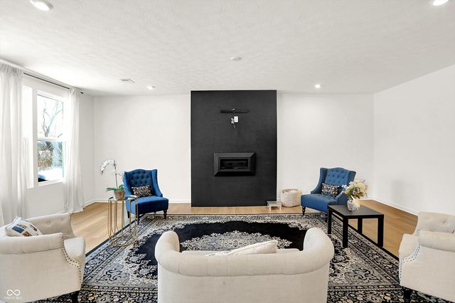 15425 Montfort Drive, Noblesville, IN 46062