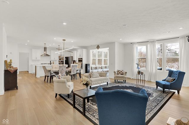 15425 Montfort Drive, Noblesville, IN 46062