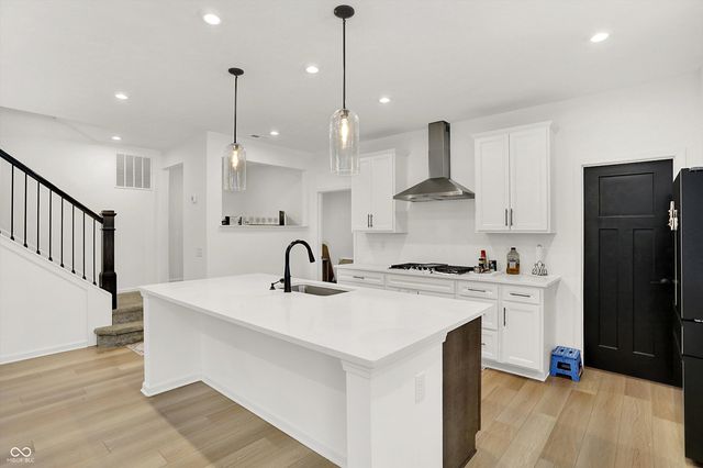 15425 Montfort Drive, Noblesville, IN 46062