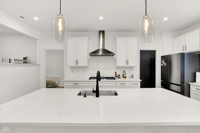 15425 Montfort Drive, Noblesville, IN 46062