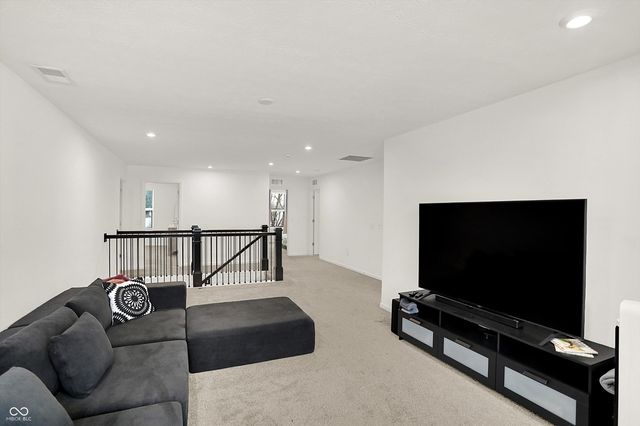 15425 Montfort Drive, Noblesville, IN 46062